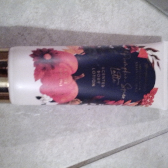 Pumpkin Lotion Essential Oils by Beauty Muse - Picture 2 of 11